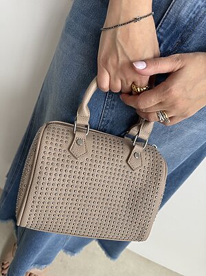 Bauletto micro borchie beige