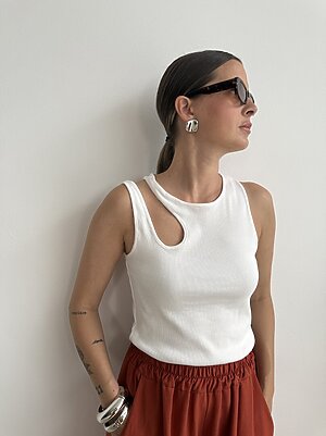 Top costina cut out