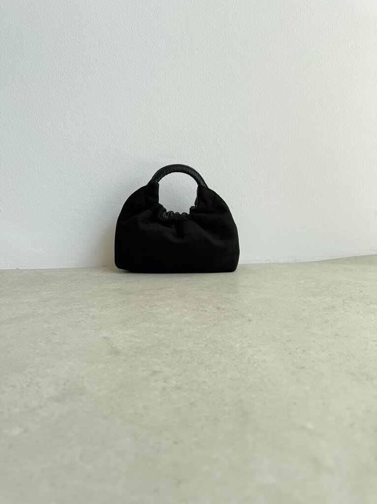 Bag suede manico arricciato nero 
