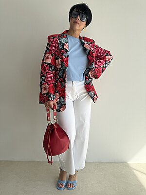 Look Andra